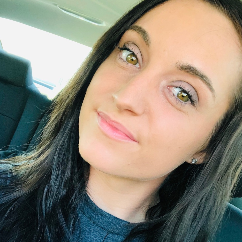 Meet your Posher, Stacie